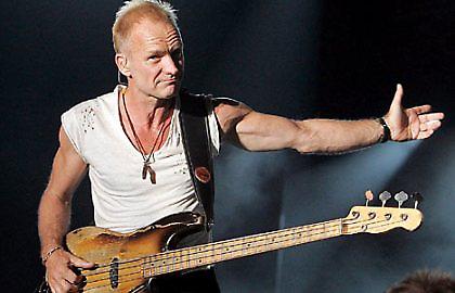 Εγκαίνια με «άρωμα» Στινγκ