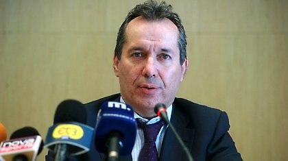 Κόντης: «Θέλει προσοχή»