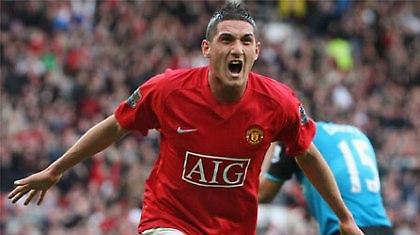 Δε φεύγει ο Μακέντα