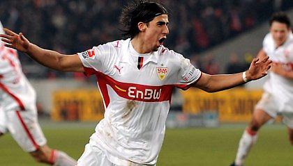 Διαψεύδει τις φήμες για Ρεάλ ο Κεντίρα