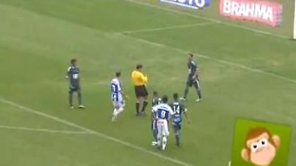 Αμάν, μου κλέψανε τις… κάρτες! (video)