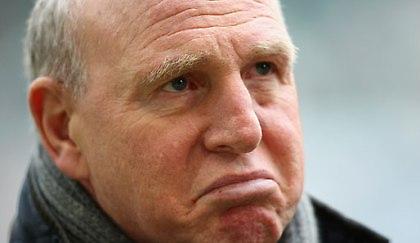 Παραμένουν τα «κανόνια»