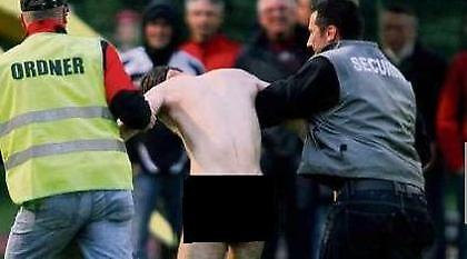 Νέα «γυμνή» εισβολή στην Αυστρία