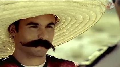 Το σομπρέρο σου και στα τσακίδια Ντόνοβαν!