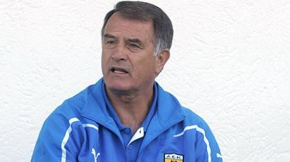 «Προσπαθούμε να δημιουργήσουμε κάτι»