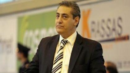 Κουφός, η επιστροφή!