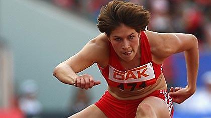 Πρόκριση για τα φαβορί