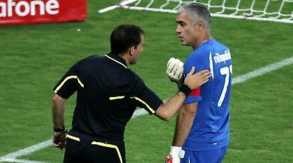 Τι μπάλα θα παίξει η διαιτησία...