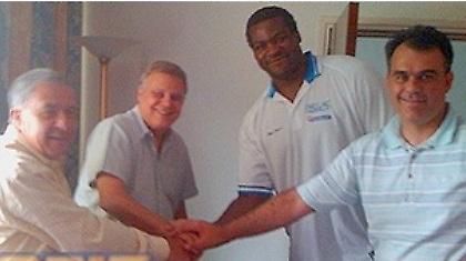 Στη Μακάμπι ο Σχορτσανίτης