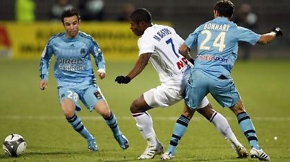 Τρεις «μνηστήρες» για έναν τίτλο