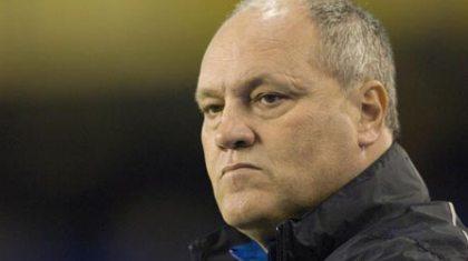 Τρικλοποδιά στον «Αίαντα»