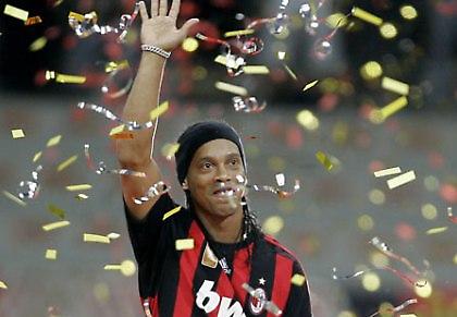 «Αν δεν προσέξει ο Ροναλντίνιο, θα καταλήξει στις ΗΠΑ»…