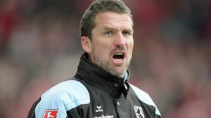 Ανανέωσε με Κουρτς η «Λάουτερν»