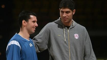 Διπλό «χτύπημα» για Καβάλα