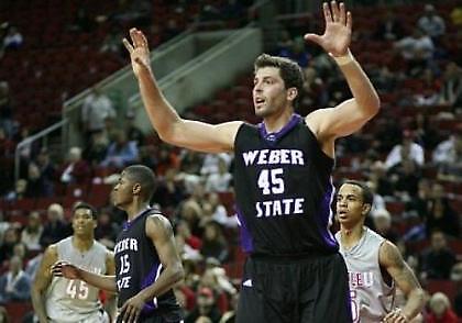 Διπλό «χτύπημα» από Κολοσσό