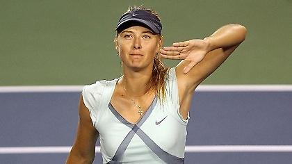 Στον τελικό Σαράποβα και Κλάιστερς