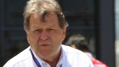 Λύση η αλλαγή προσώπων