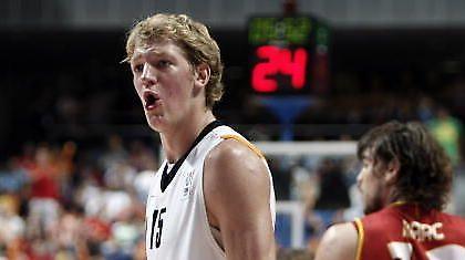 Ο Γιάγκλα ντύθηκε... Νοβίτσκι