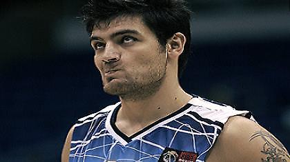 «Καθάρισε» με Ντελφίνο