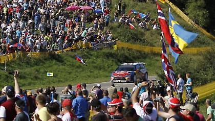 Χωρίς αντίπαλο στη Γερμανία! (vid)