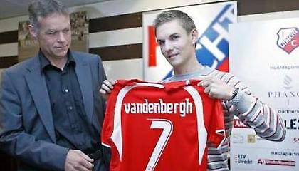 Τριπλό «χτύπημα» για Ούπεν