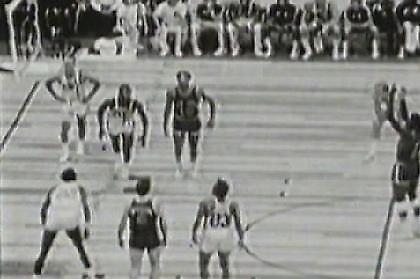 Οι Μπιτλς, ο Μάραβιτς και η απίστευτη ανατροπή των Νιου Γιορκ Νικς