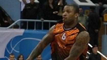 Α1: Στα κιτρινόμαυρα ο Τάκερ