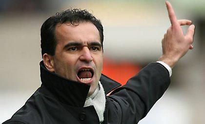 Μαρτίνεθ: «Γελοία η κατάσταση με τις μεταγραφές»