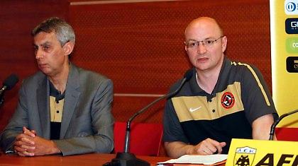 «Γελοία όσα συμβαίνουν»