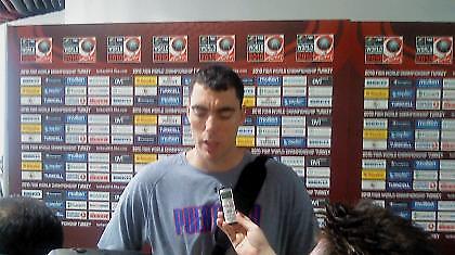 Σαντιάγο: «Δύσκολο να νικήσεις την Ελλάδα»