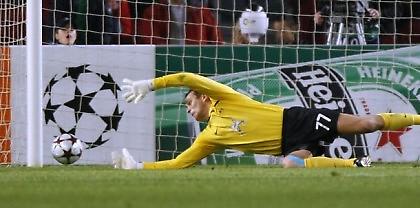 Ο… «τροχονόμος» της Ρούμπιν Καζάν! (vids)