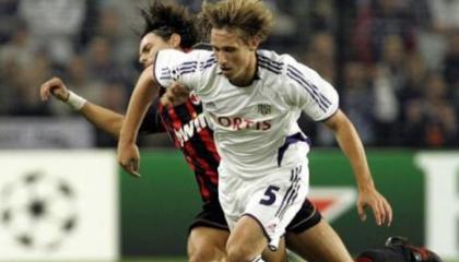 Αποδυναμώνεται η Άντερλεχτ