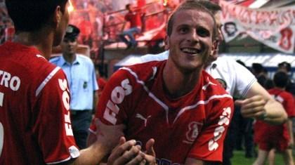 Ανακοίνωσε Παπάζογλου και δανεισμούς ο Ολυμπιακός