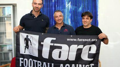 Συνεργασία… «γροθιά» στον ρατσισμό