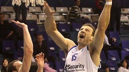 Α1: Ανακοίνωσε Αγγελακόπουλο, συμφωνία με Δέσπο