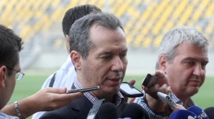 Κόντης: «Να μην αναβληθεί το Άρης-ΠΑΟ»