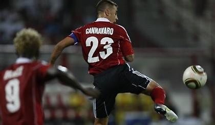 Κάνει… τον καμπόσο ο Καναβάρο! (video)