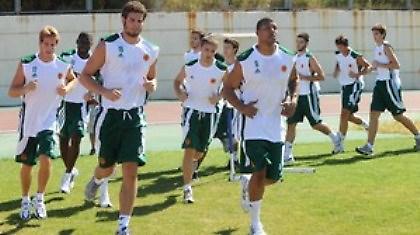 Οι U2 άλλαξαν τα πλάνα του «Ζοτς»