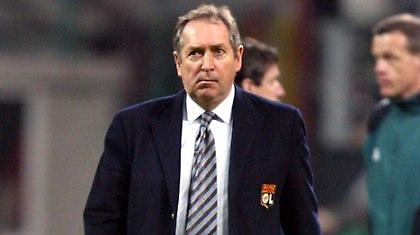 Αφήνει τα πάντα ανοιχτά