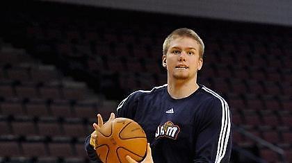 Έρχεται ο Λιούις