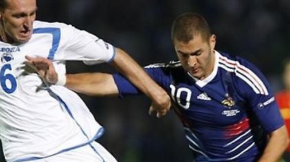 Με την ψυχή στο στόμα η Γαλλία! (video)