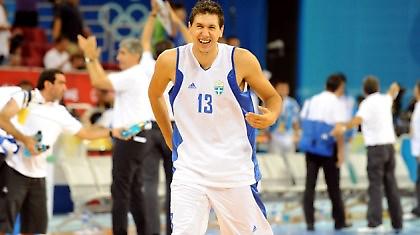 Δεκατρείς σπουδαίες προσωπικότητες μιλούν για τον Διαμαντίδη (video)