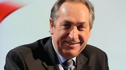 Στον πάγκο της Βίλα ο Ουγιέ!