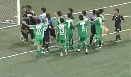 Ακόμη δέρνονται (video)