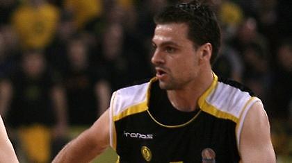 Στον Κεραυνό Στροβόλου ο Καρύδας