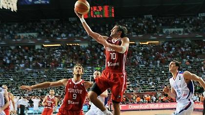 Συμπλοκές Αλβανών και Σέρβων λόγω… Τουρκίας