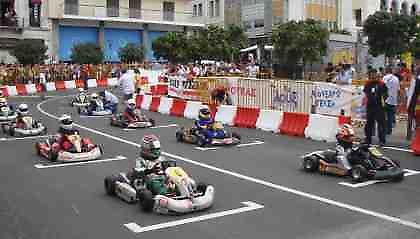 Ξανά καρτ στο κέντρο της Πάτρας