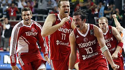 Χωρίς διαιτησία, δεν έβλεπε τελικό η Τουρκία (video)