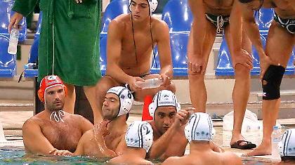 Βούτηξαν οι παίκτες του Παναθηναϊκού