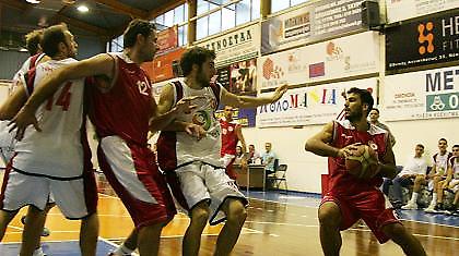 Πρόκριση για Πανερυθραϊκό